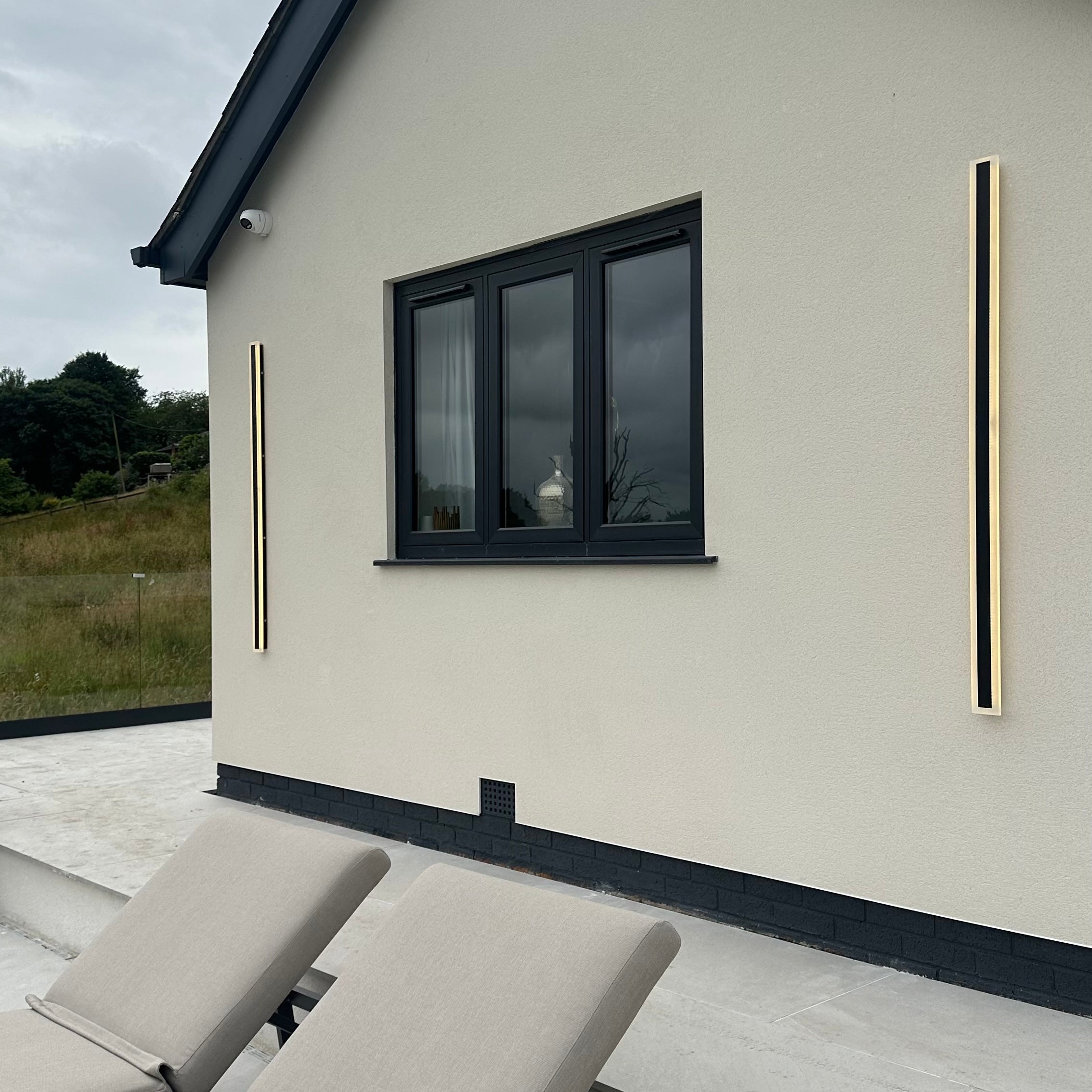 Exterior LED Wall Light - OpalDwell