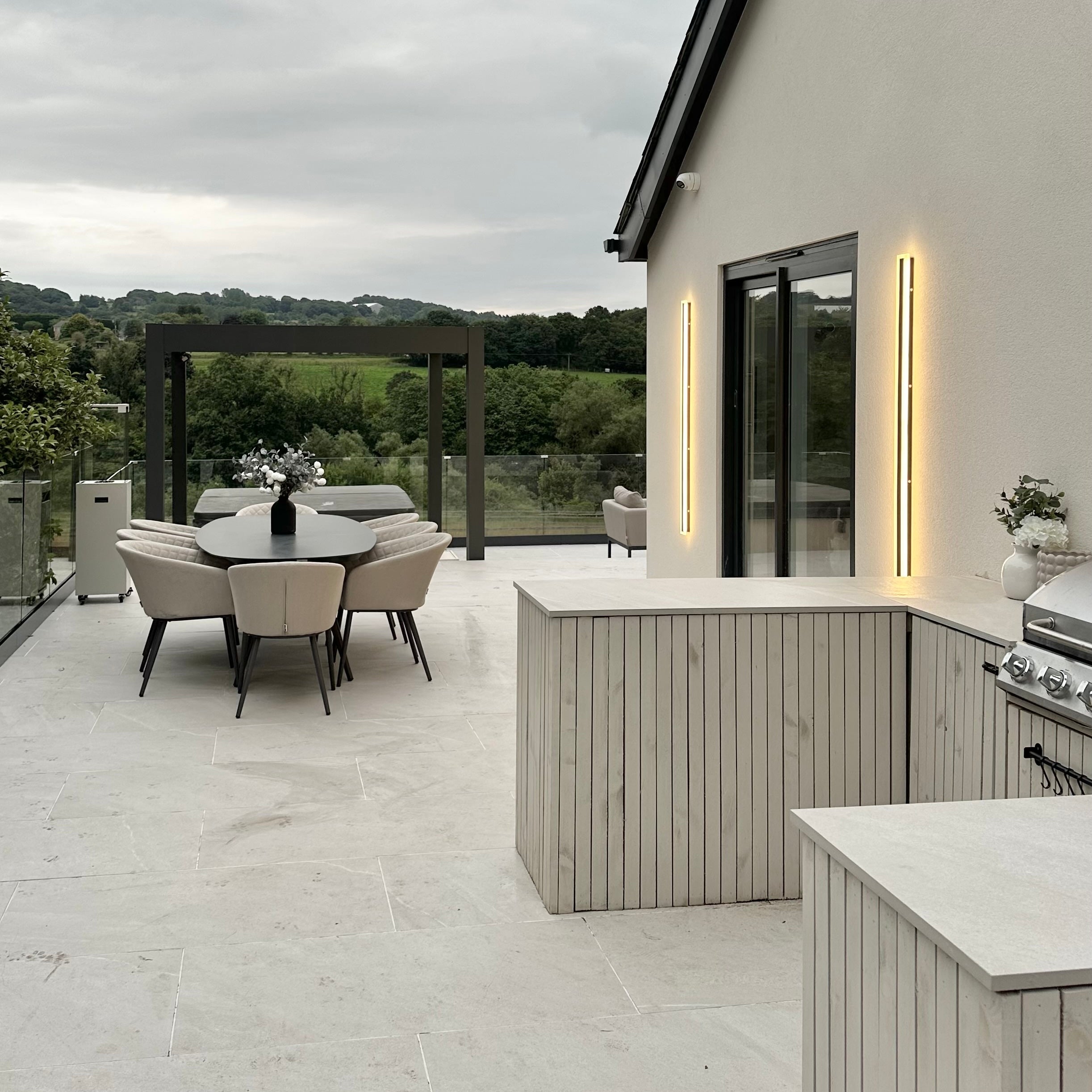 Exterior LED Wall Light - OpalDwell
