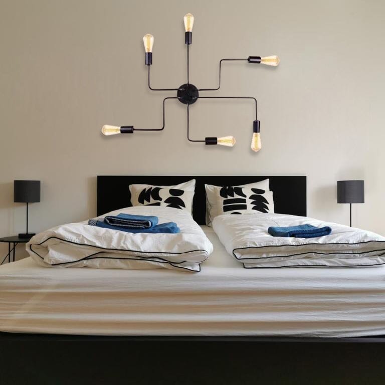 Larken | Aztec Table Lamp - OpalDwell