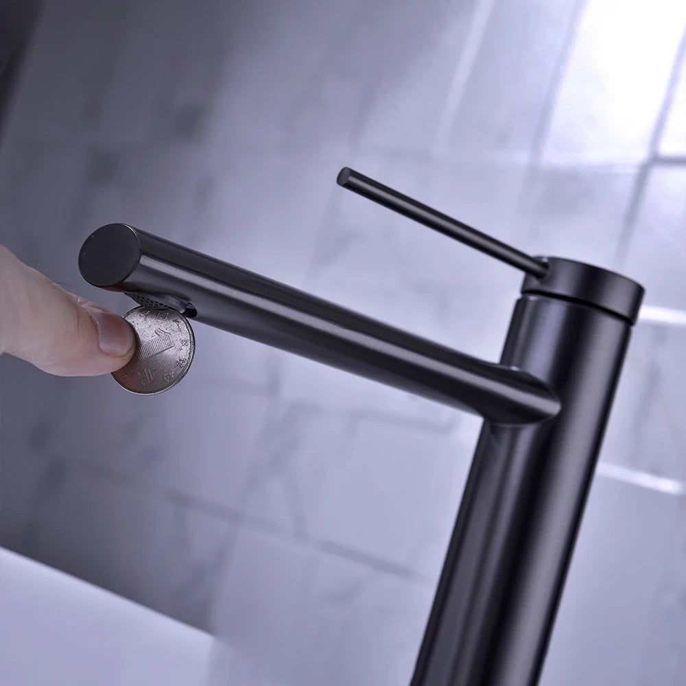 Novaqua Deck-Mounted Sink Faucet Single-Handle Brass-Ceramic OpalDwell