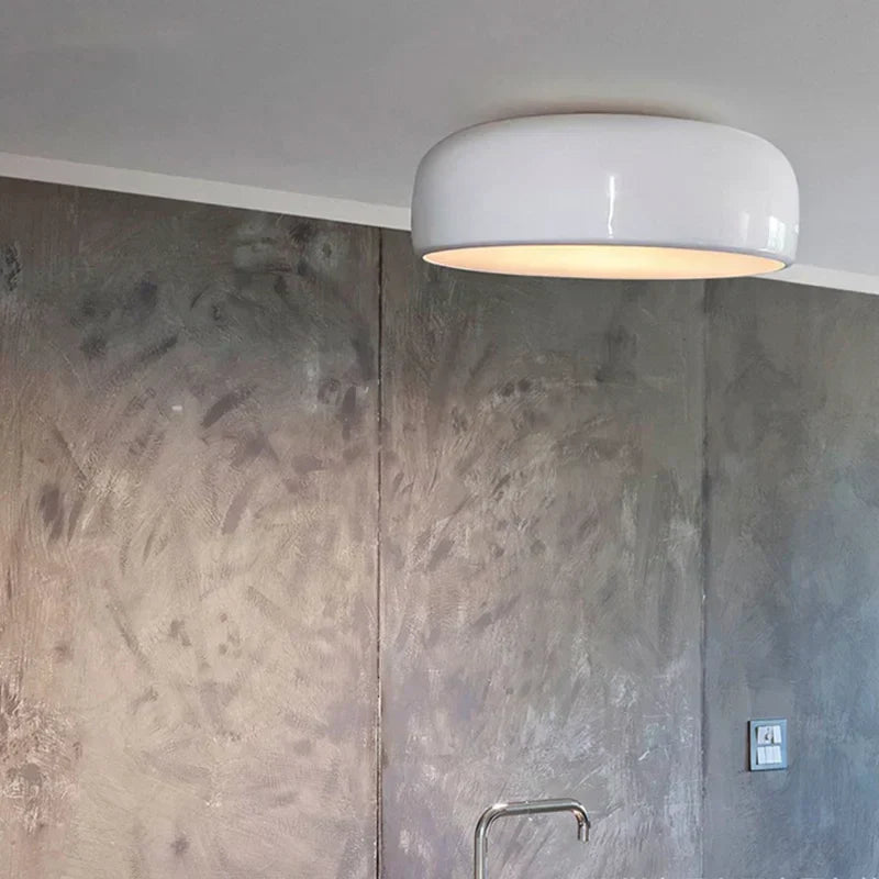 Novaro Table Lamp Of Italian Elegance Handcrafted Lighting - OpalDwell