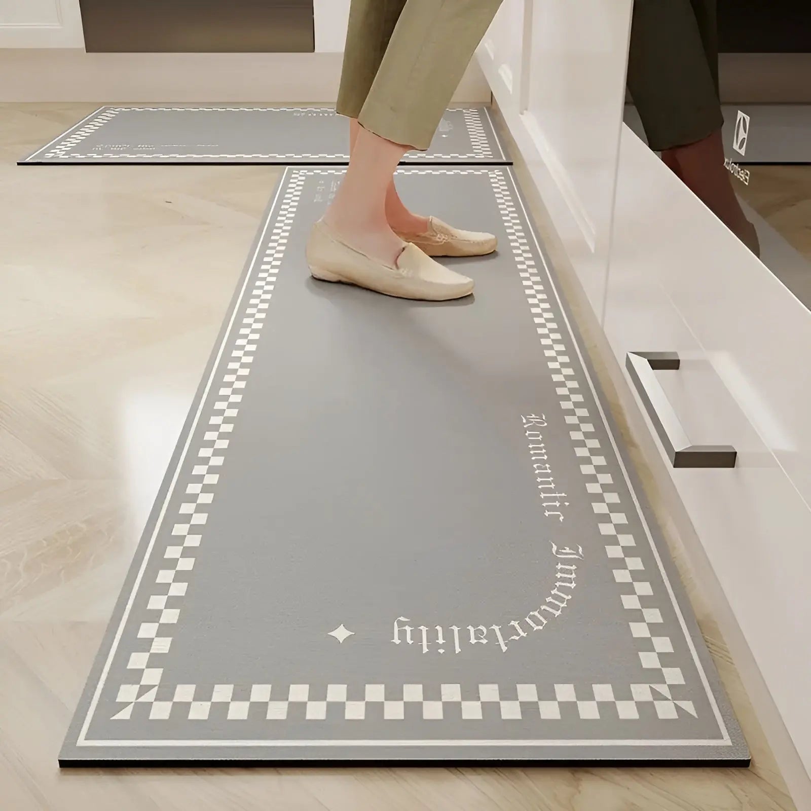 Quick-Dry Non-Slip Kitchen Mat, Super Absorbent and Stylish - OpalDwell