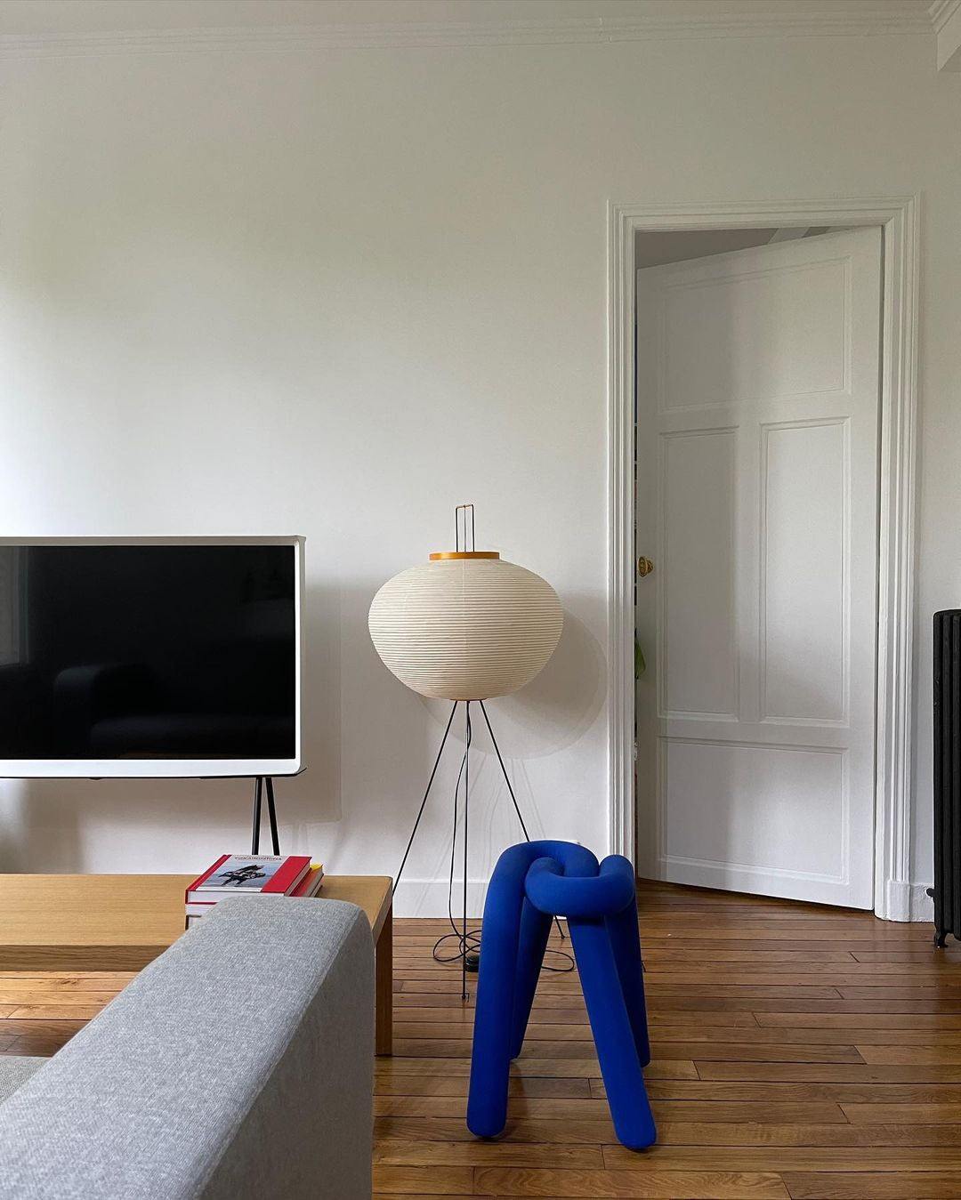 Kaze Rice Paper Floor Lamp - Japanese-Inspired Ambient Glow OpalDwell