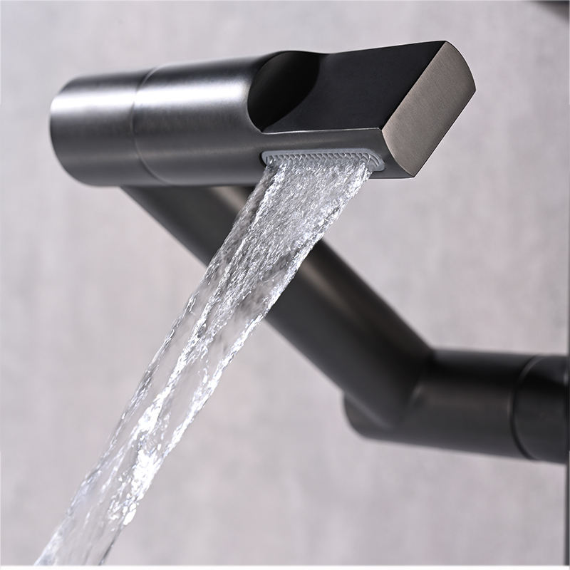 Nerova | Smart Single-Hole Bathroom Faucet with Temperature Readout | OpalDwell OpalDwell