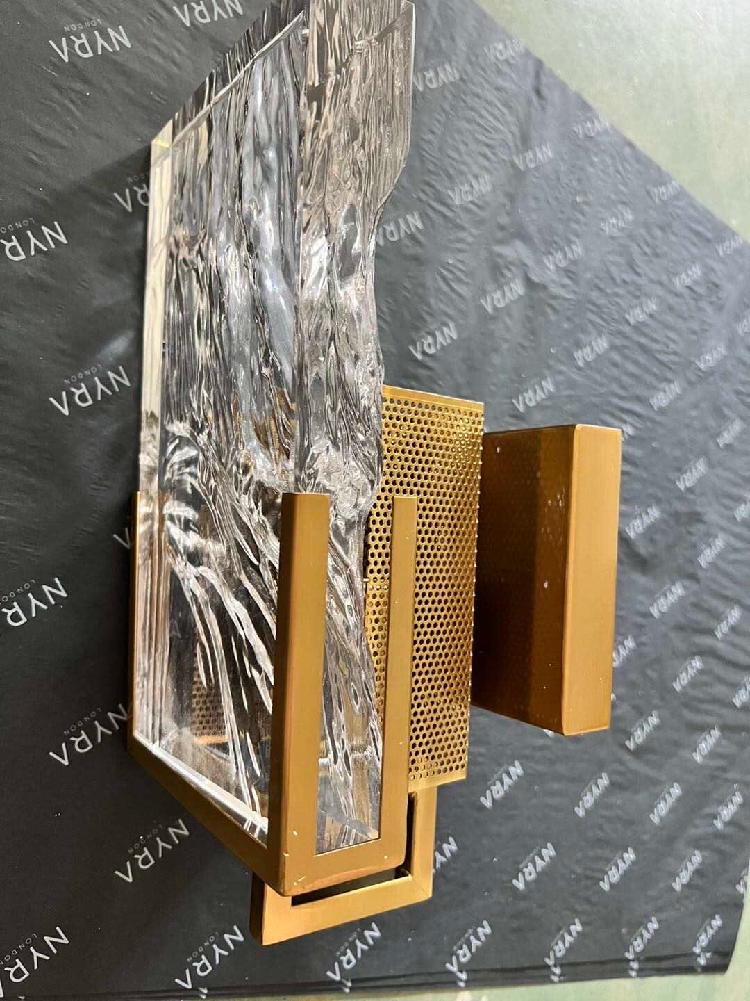 Avelin | Wall Lamp - OpalDwell