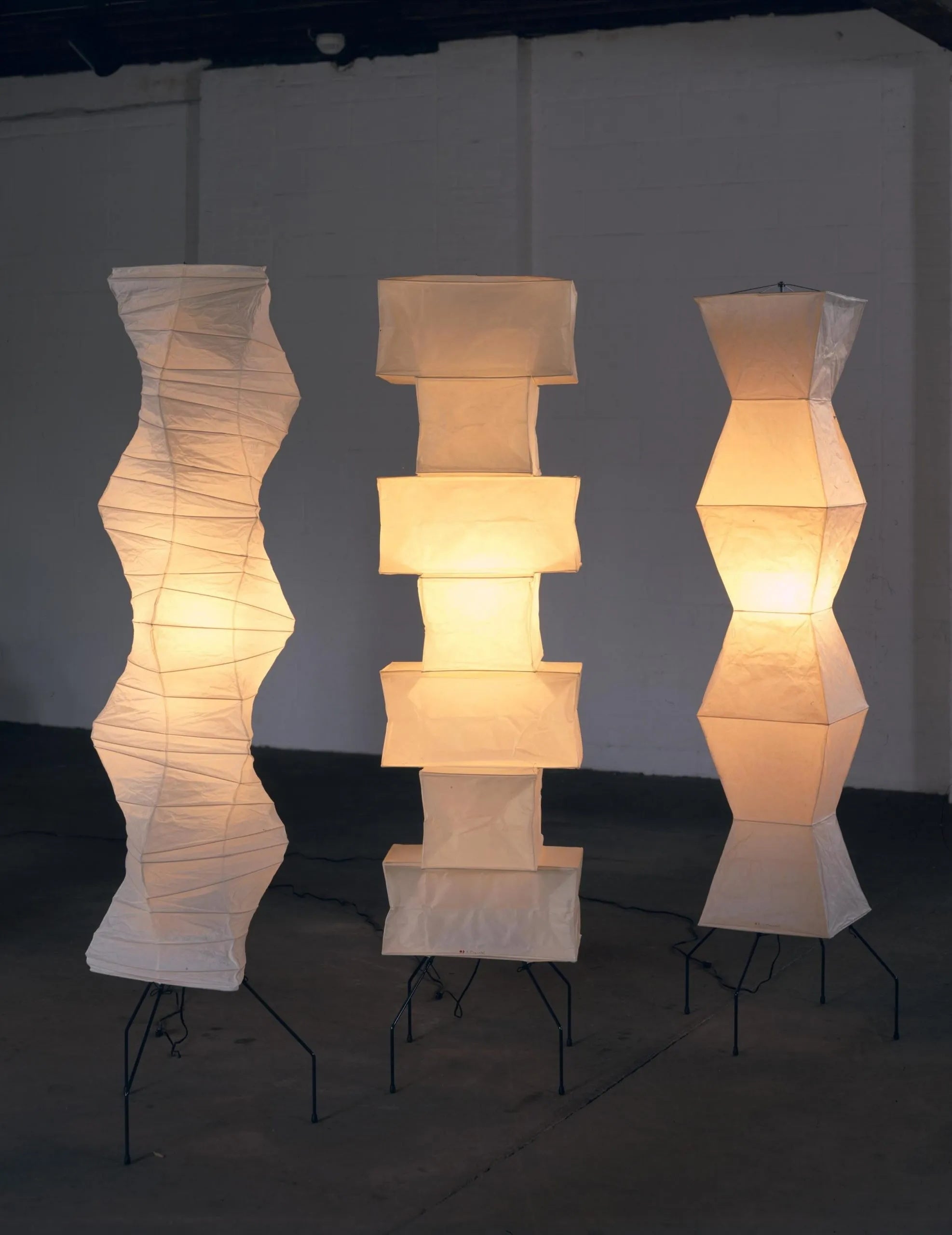 Kaze Rice Paper Floor Lamp - Japanese-Inspired Ambient Glow OpalDwell