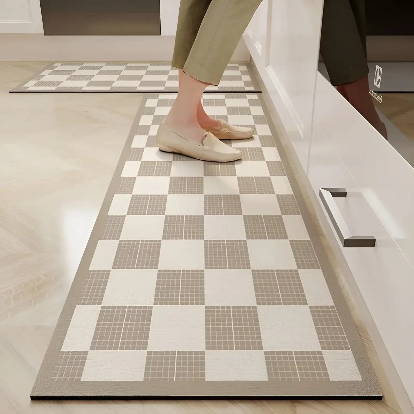 Quick-Dry Non-Slip Kitchen Mat, Super Absorbent and Stylish - OpalDwell