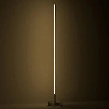 Solara Contemporary Outdoor Floor Lamp | OpalDwell OpalDwell