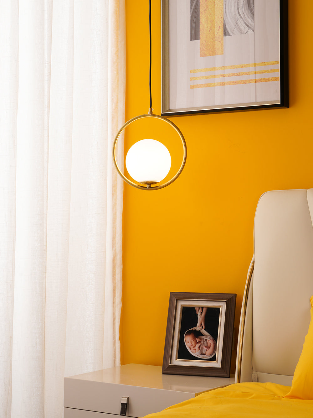 Lyra Modern Pendant Lamp With Elegant Minimal Design - OpalDwell