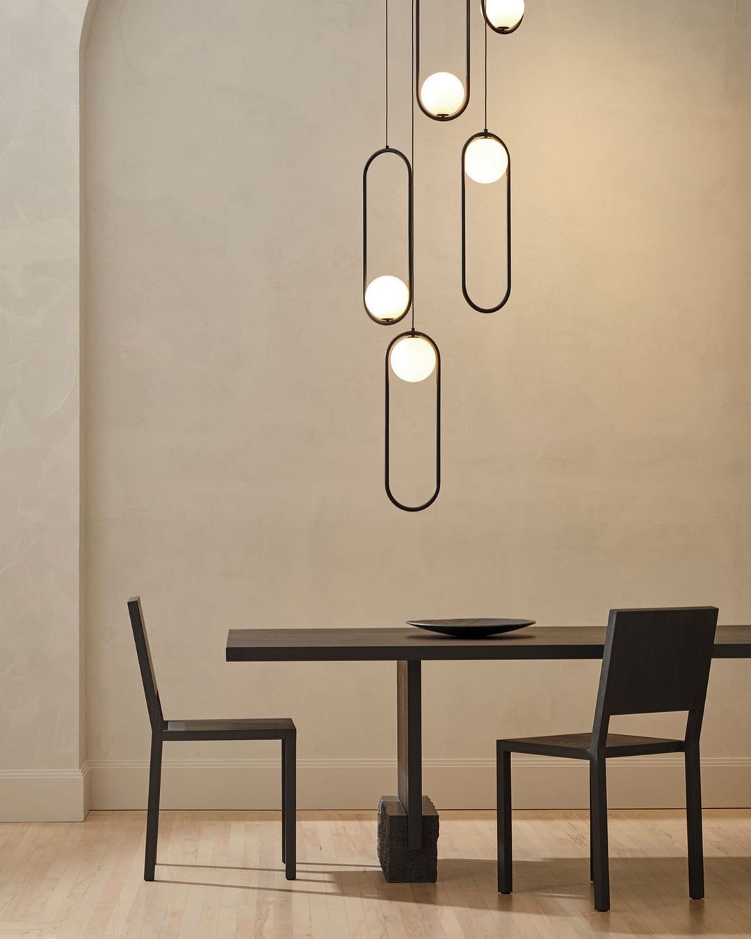Lyra Modern Pendant Lamp With Elegant Minimal Design - OpalDwell