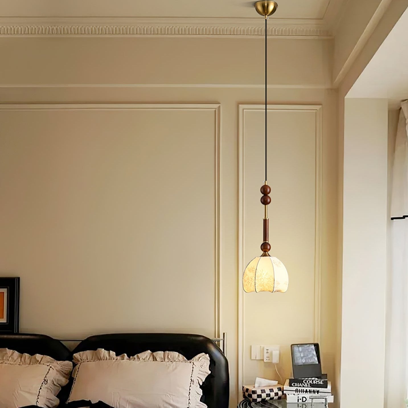 VeroLuce Italian Glass Pendant Lamp for Timeless Interiors OpalDwell