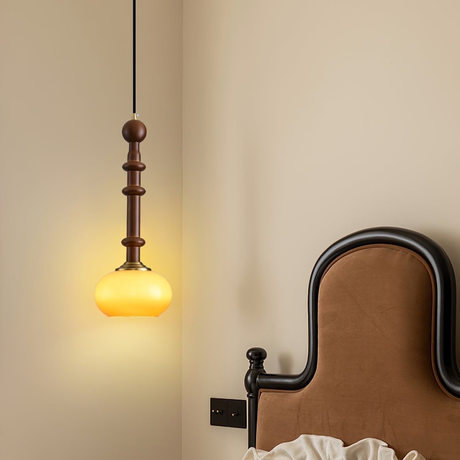 VeroLuce Italian Glass Pendant Lamp for Timeless Interiors OpalDwell
