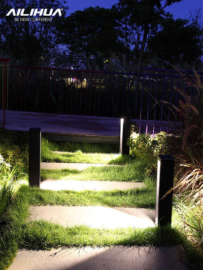 Bramwell Outdoor LED Lawn Lamp - OpalDwell