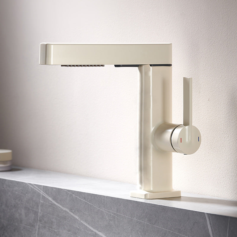 Alyra Single-Hole Pull-Out Faucet With Temperature Readout | OpalDwell OpalDwell