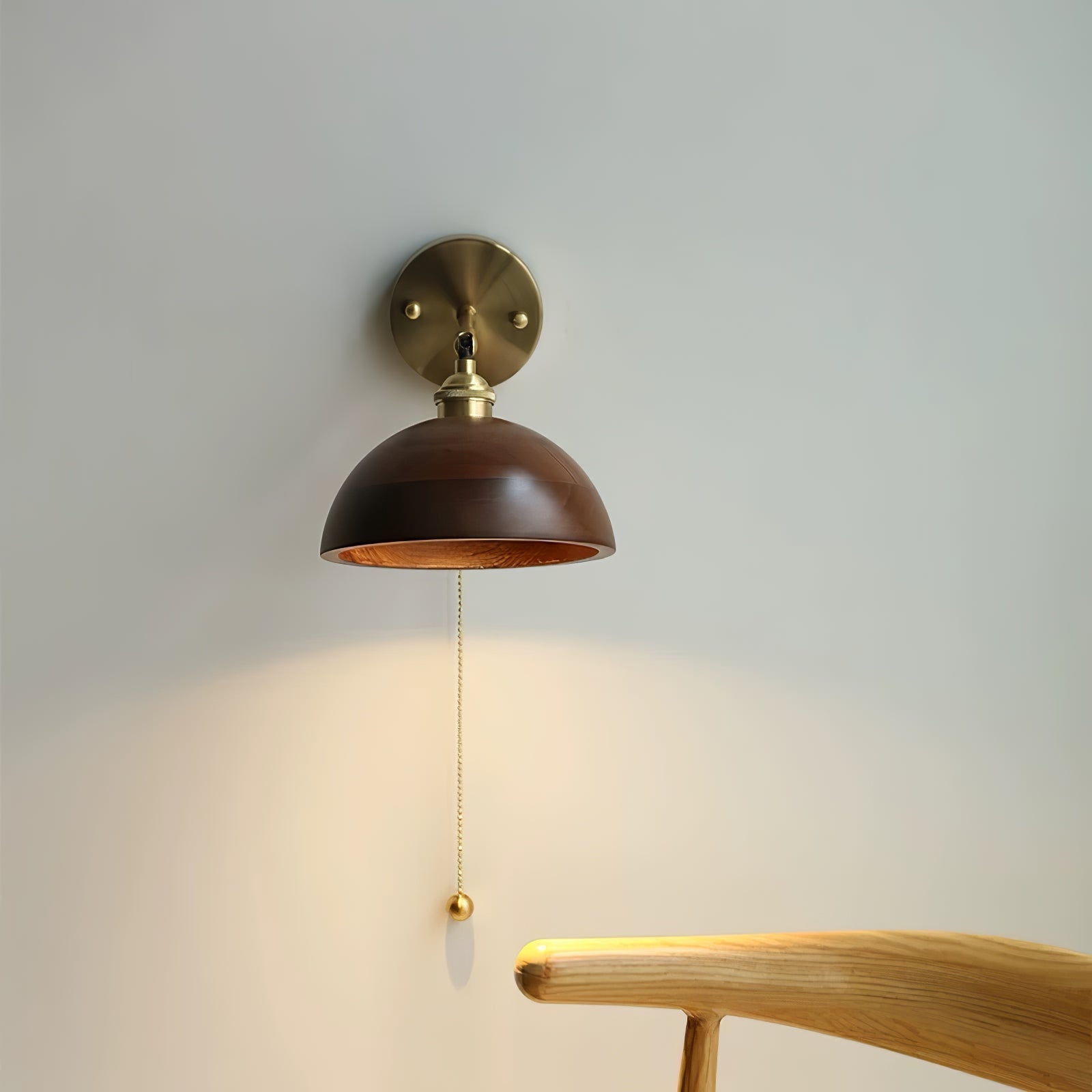 Aureo Vintage-Style Wood Wall Lamp with Pull Chain Switch - OpalDwell