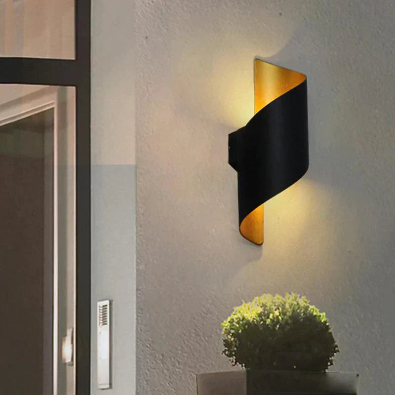 Riverton Wall Lamp - OpalDwell